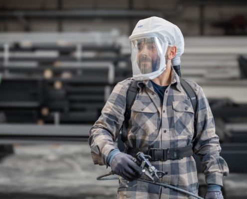 Arbeiter mit Atemschutz